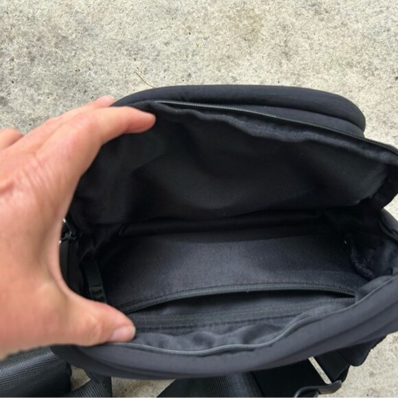 Carta Everything Fanny Pack, 8”x5”x3” - Picture 8 of 9